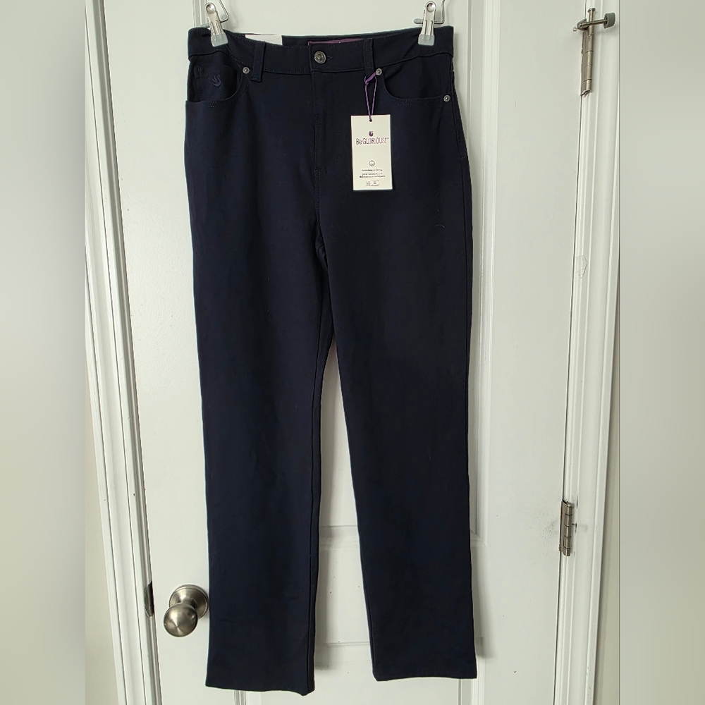 NWT Gloria Vanderbilt Amanda Ponte Knit Size 8 Jeans